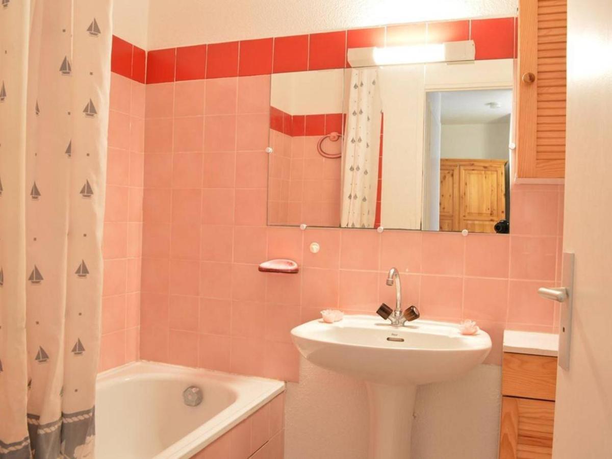 Appartement 2P, 4 Couchages, Terrasse Et Salon De Jardin A 200M De La Plage, Frejus - Fr-1-226A-22 外观 照片
