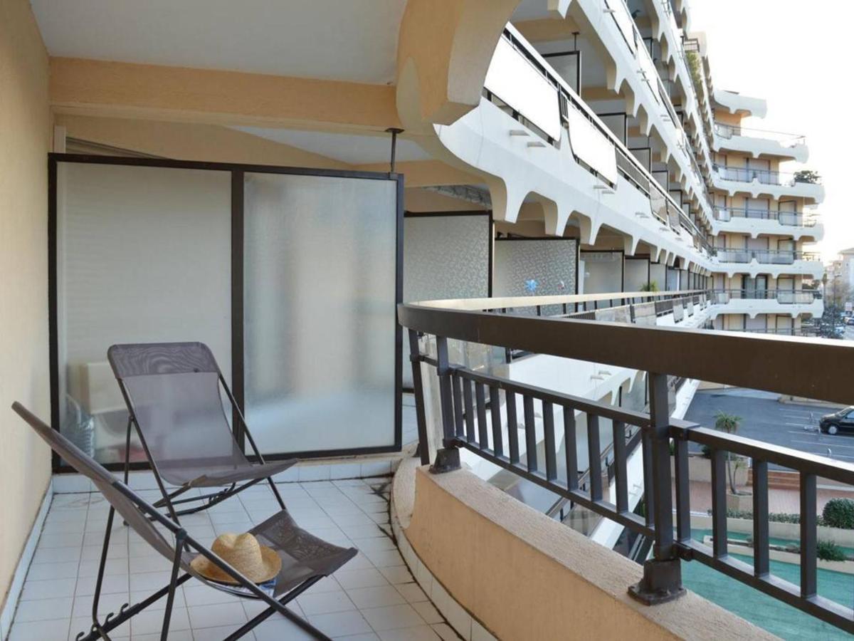 Appartement 2P, 4 Couchages, Terrasse Et Salon De Jardin A 200M De La Plage, Frejus - Fr-1-226A-22 外观 照片